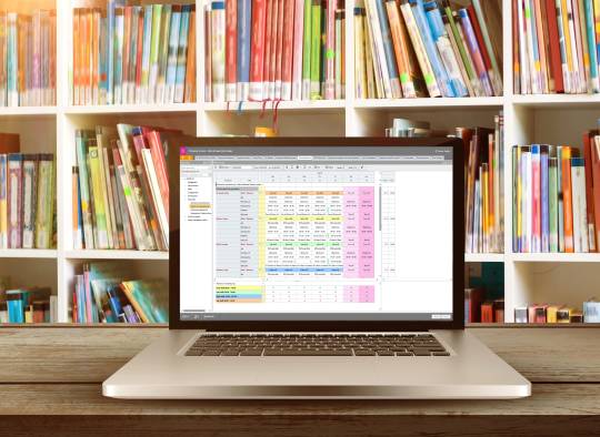 STAFF SCHEDULING QUITE SMART