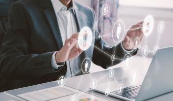 MANAGE PROJECTS EFFICIENTLY INSTEAD OF POSITION-BASED